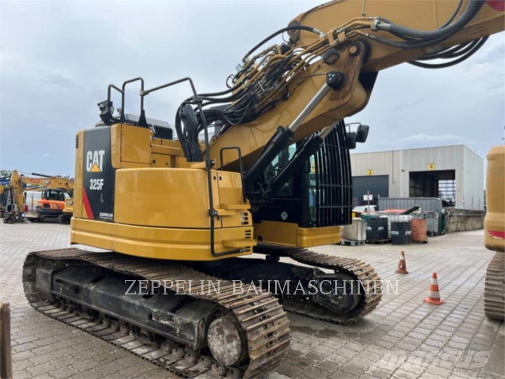 CAT 325FL Crawler excavators
