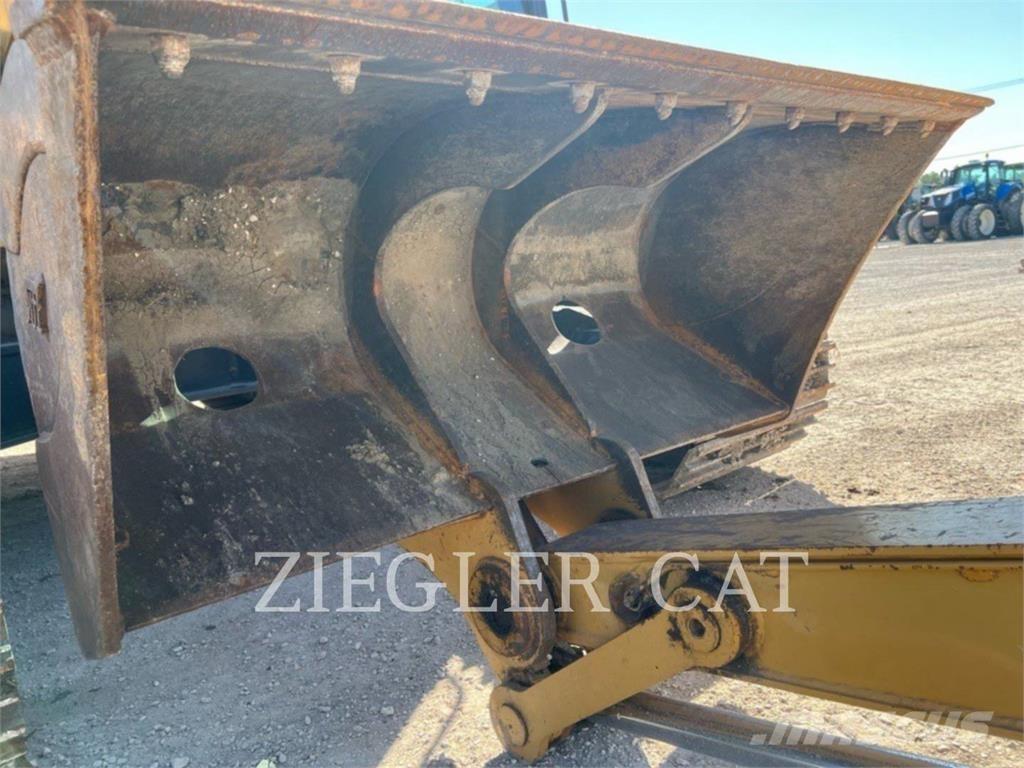 CAT 326FL Crawler excavators