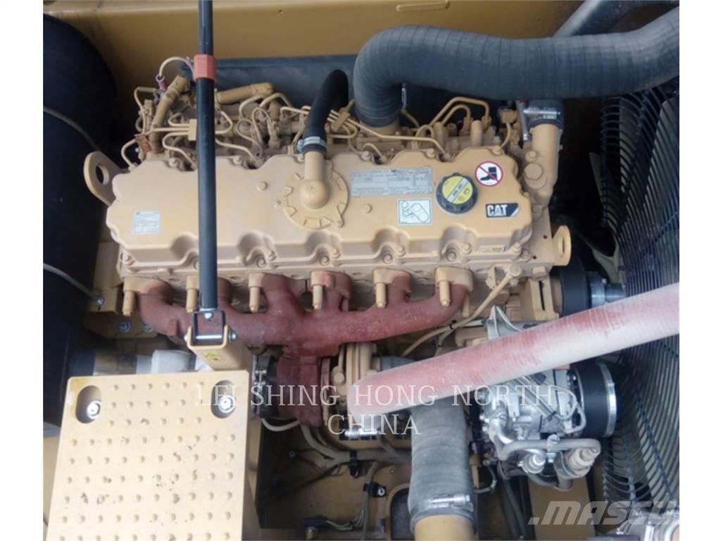 CAT 330D2L Crawler excavators