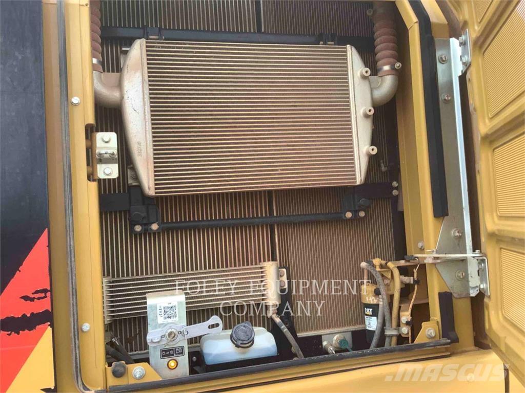 CAT 330FLLR Crawler excavators