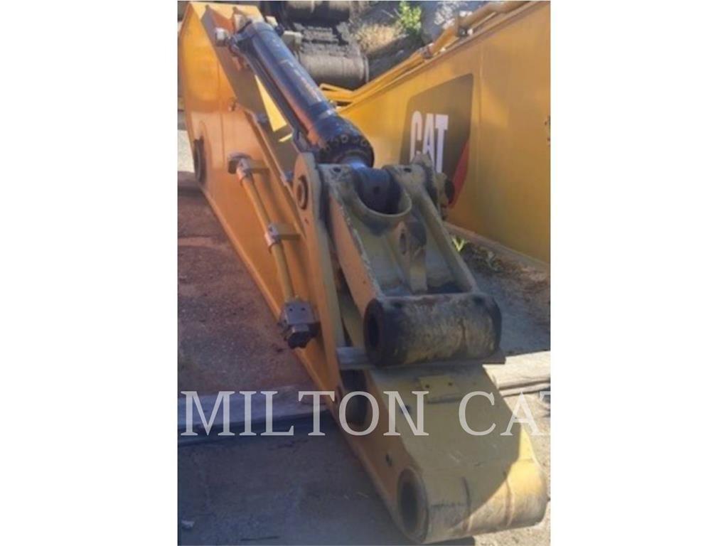 CAT 330GC 106 STICK Articulated boom lifts