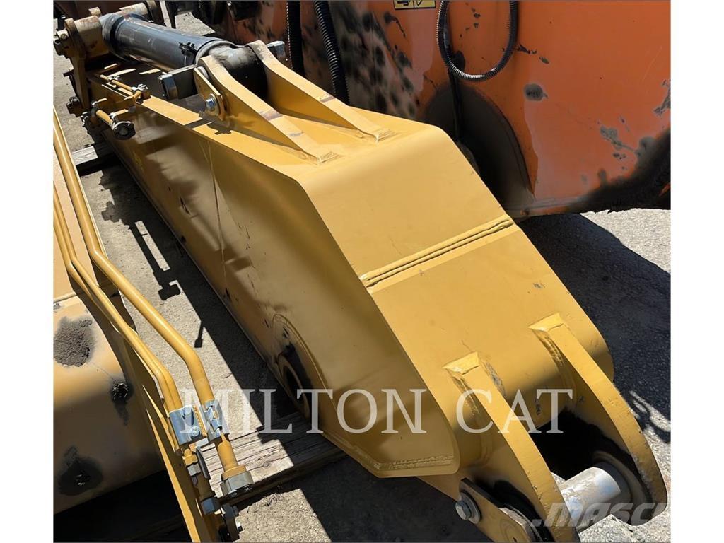 CAT 330GC 106 STICK Articulated boom lifts
