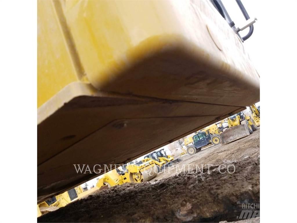 CAT 335FL TB Crawler excavators