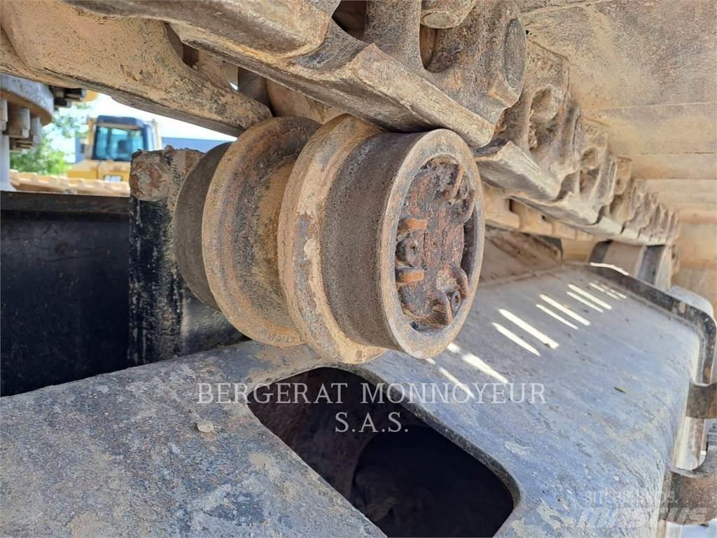 CAT 336 Crawler excavators