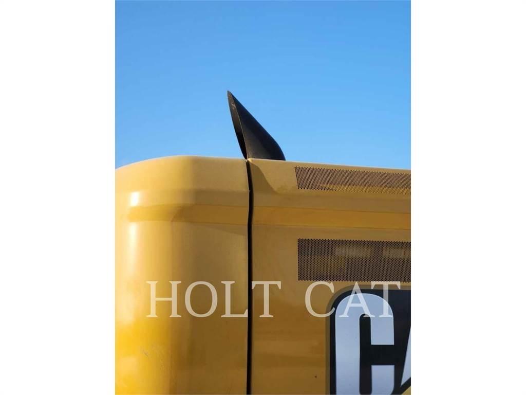 CAT 336 10 TC Crawler excavators