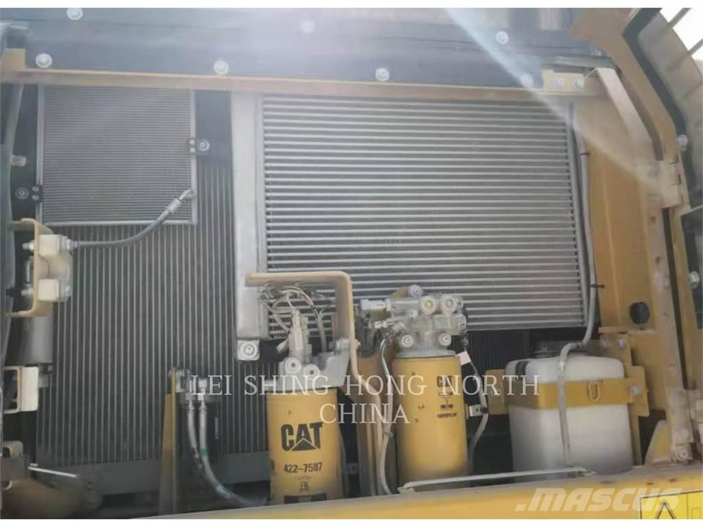 CAT 336D2 Crawler excavators