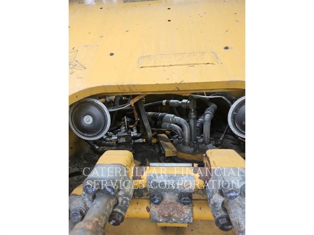 CAT 336FL Crawler excavators