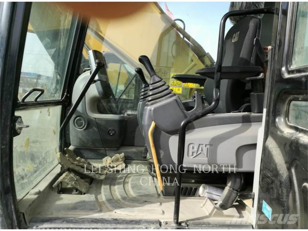 CAT 340D2L Crawler excavators