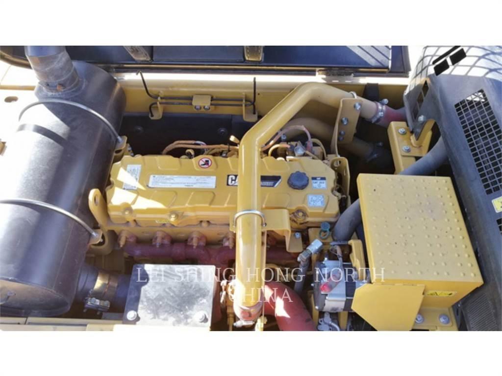 CAT 340D2L Crawler excavators