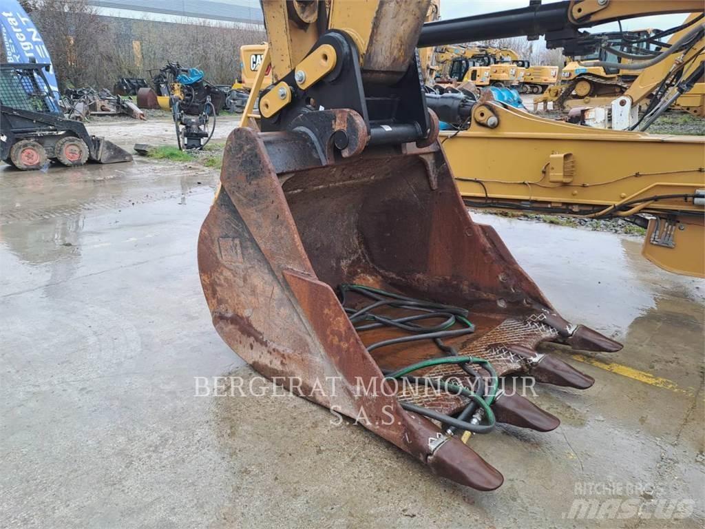 CAT 340F UHD Crawler excavators