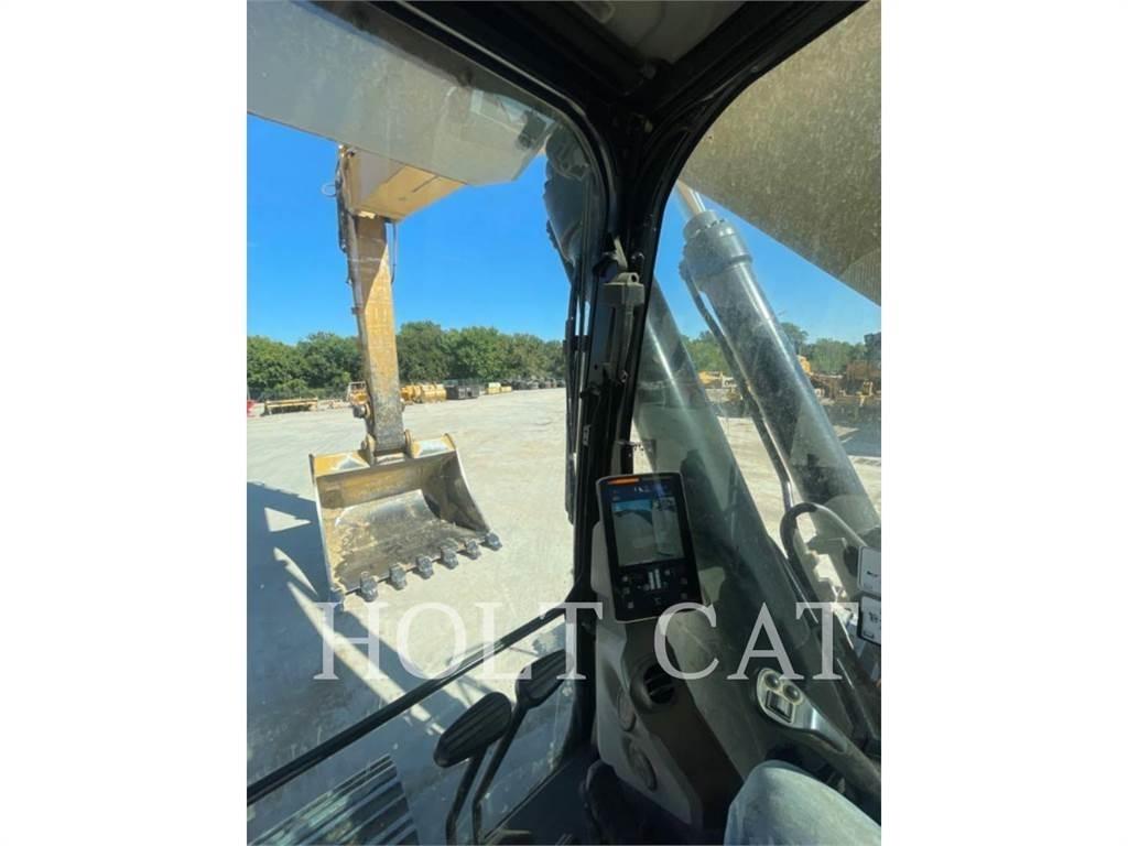 CAT 352 11 Crawler excavators