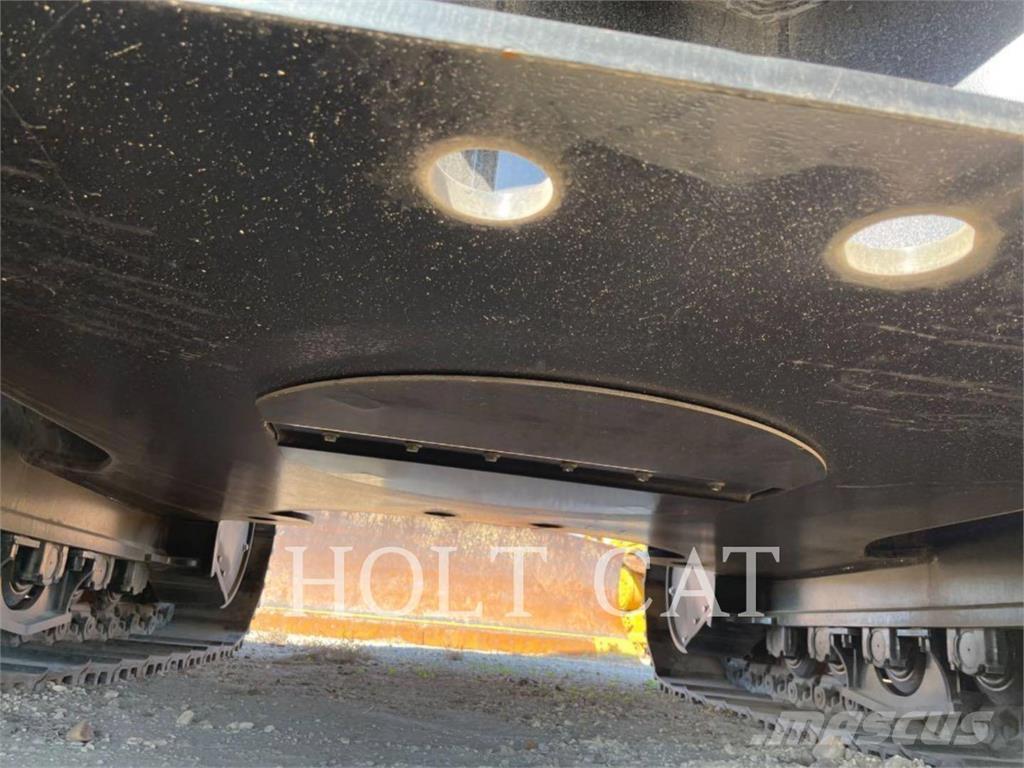 CAT 352 11 TC Crawler excavators