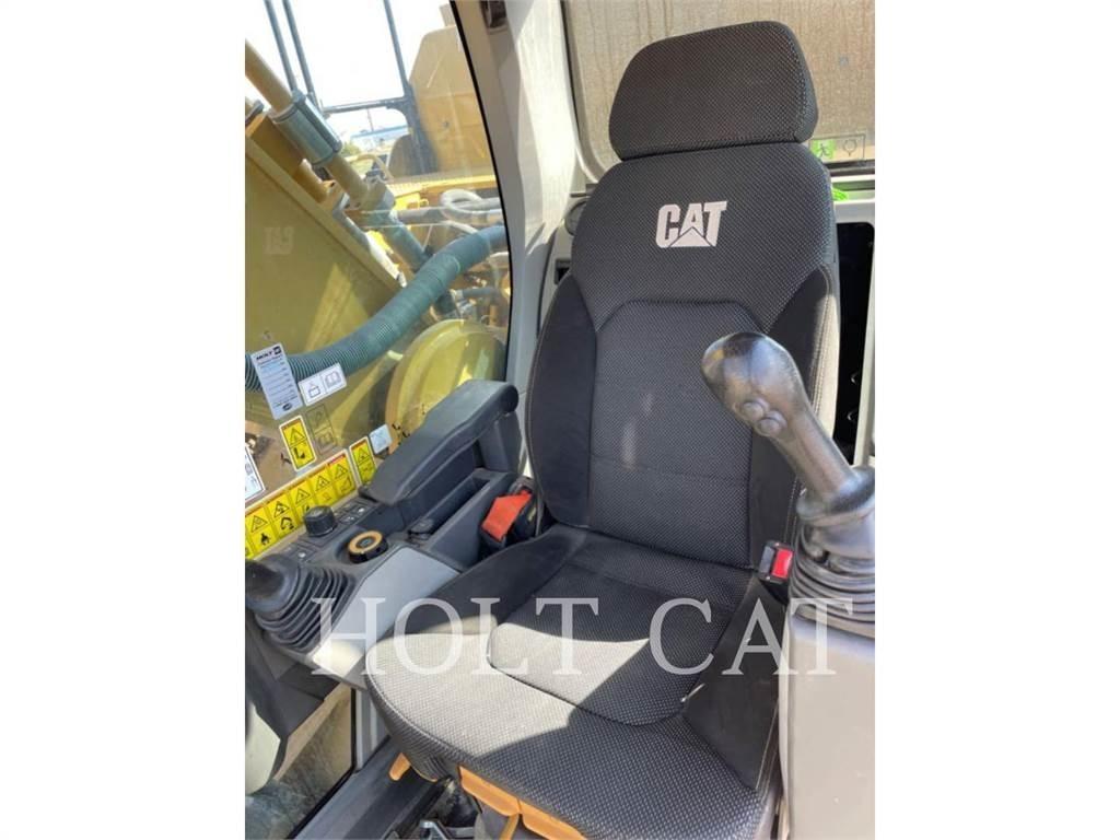 CAT 352 12 TC Crawler excavators