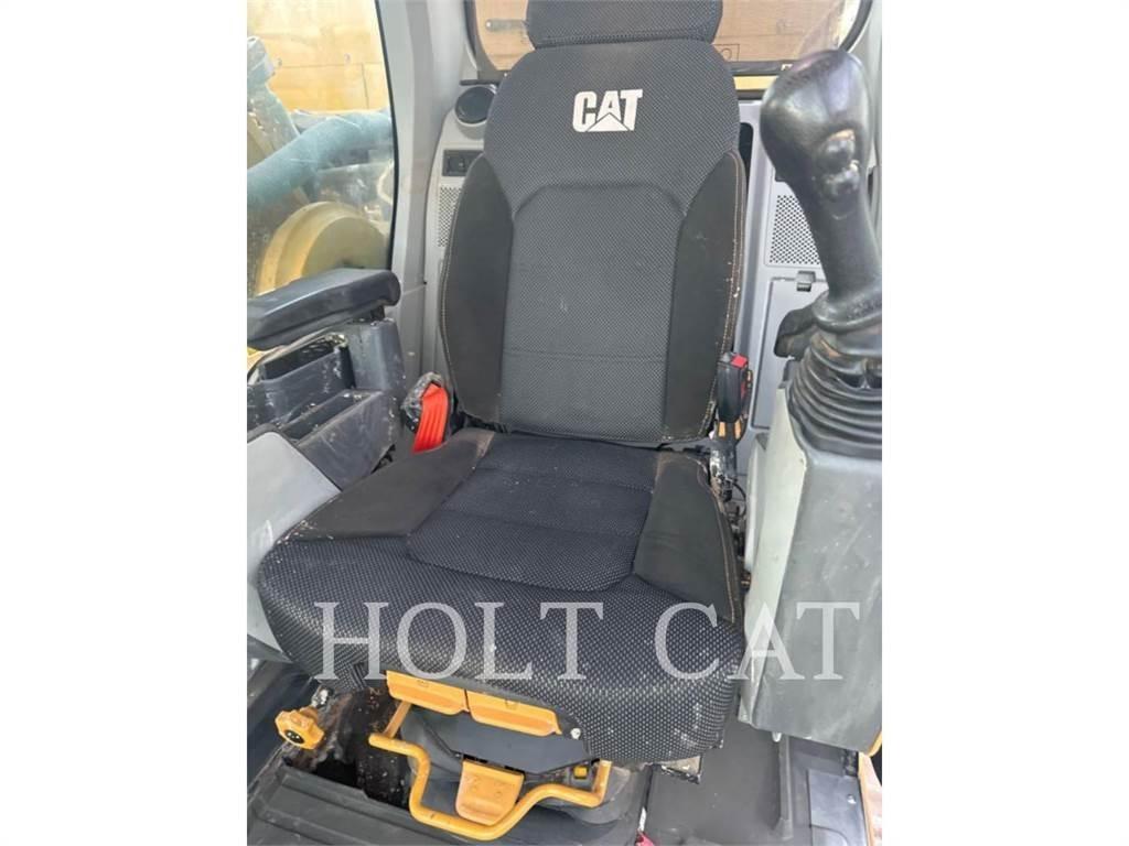 CAT 352 12 TC Crawler excavators