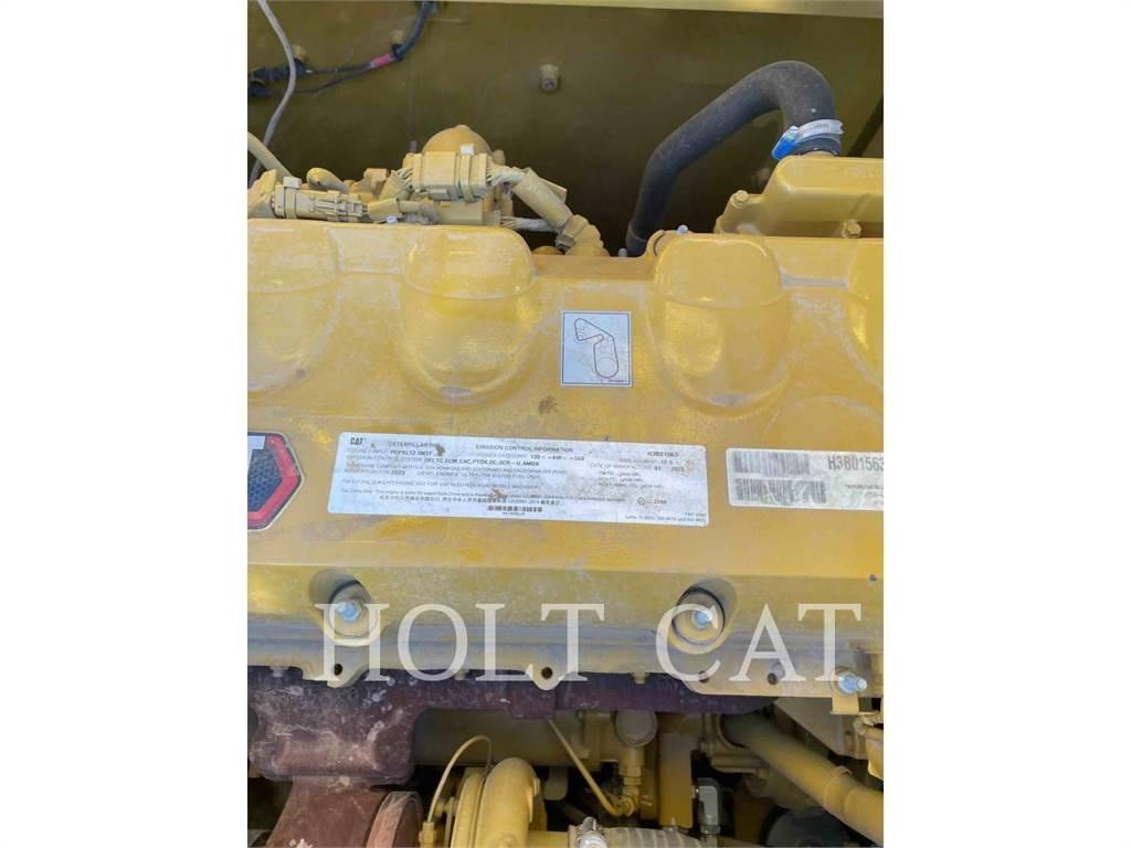 CAT 352 12 TC Crawler excavators