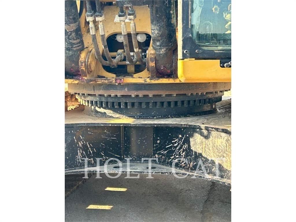 CAT 352 12 TC Crawler excavators