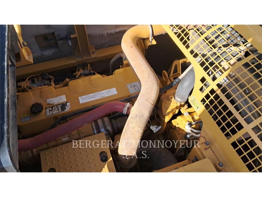 CAT 352F Crawler excavators