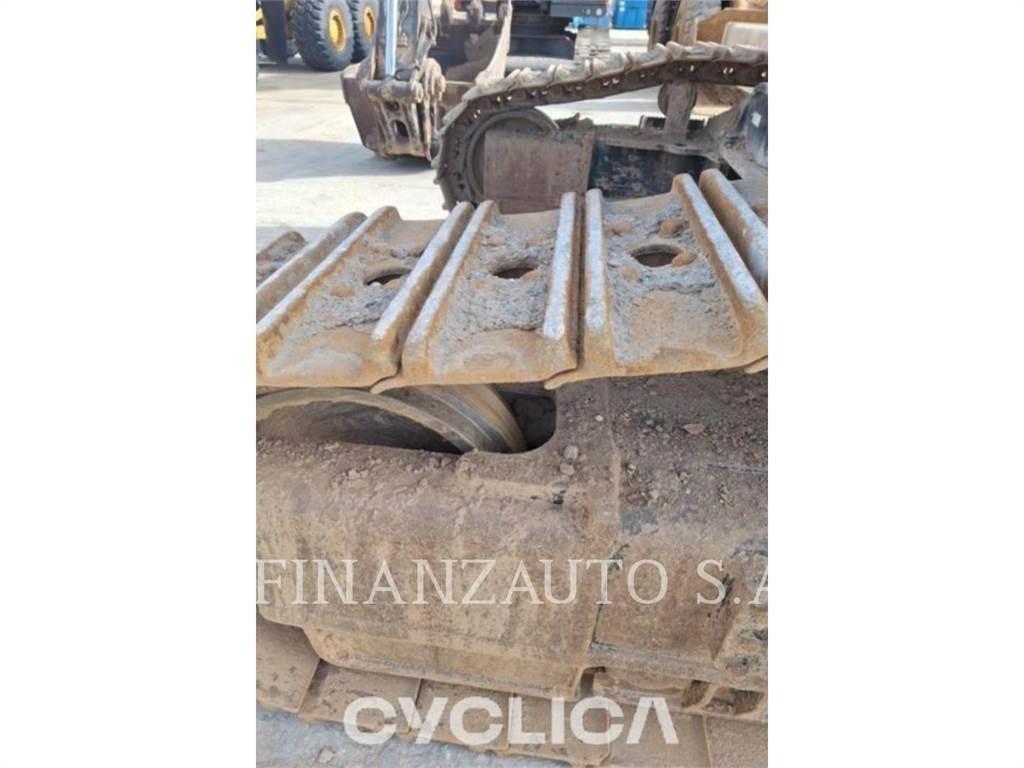 CAT 352FL Crawler excavators