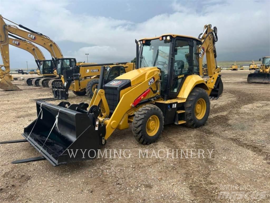 CAT 420 Backhoe loaders