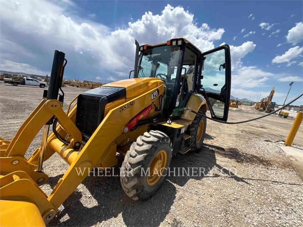 CAT 420 Backhoe loaders