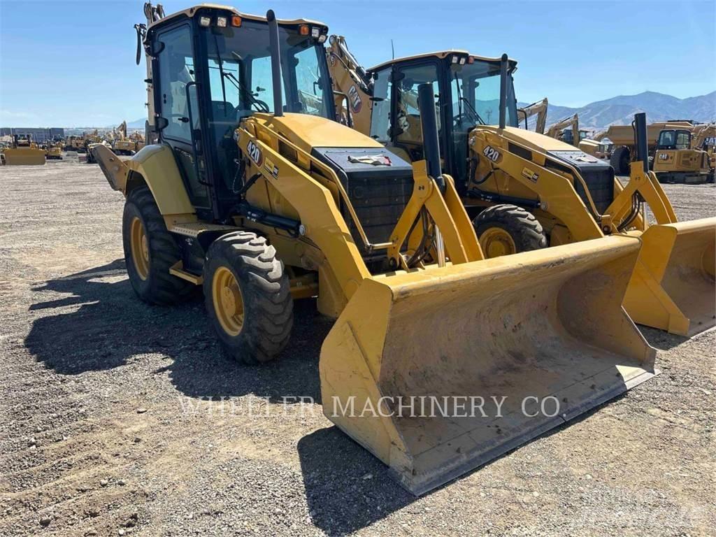 CAT 420 Backhoe loaders
