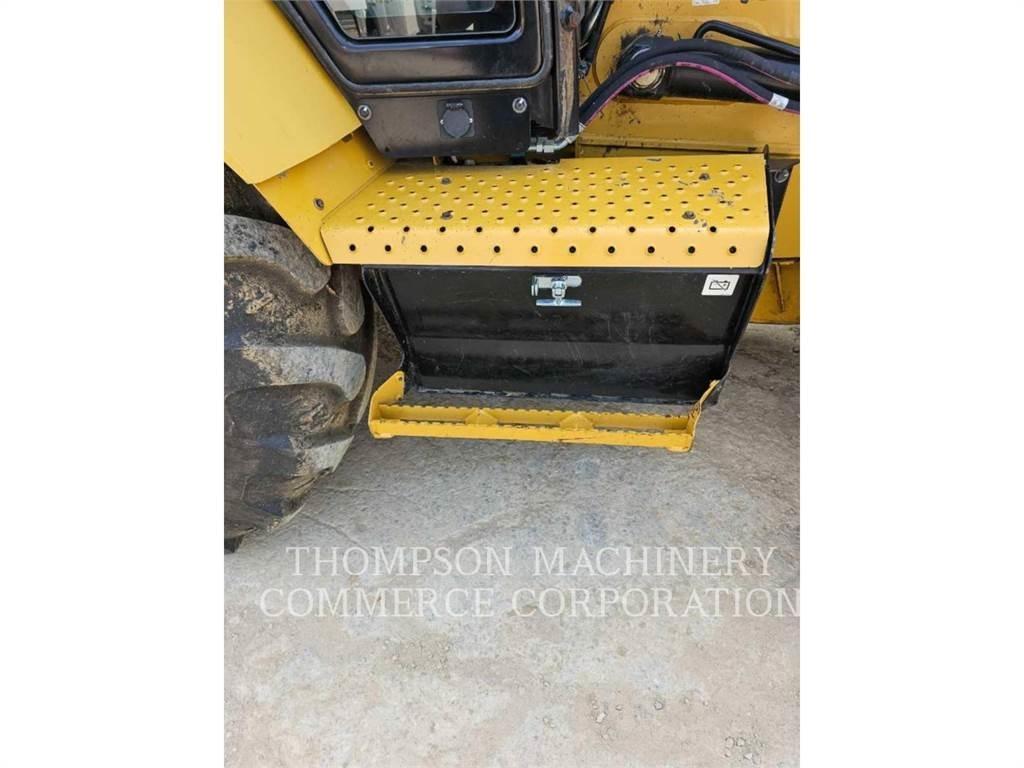 CAT 420 Backhoe loaders