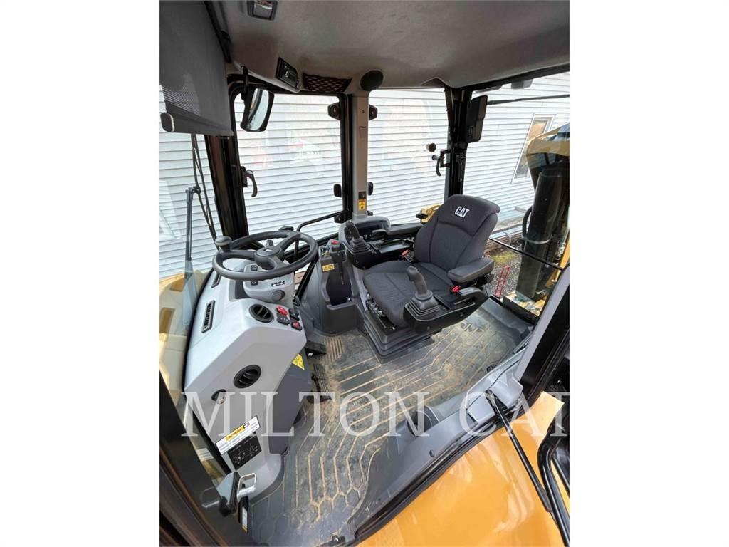 CAT 42007XE Backhoe loaders