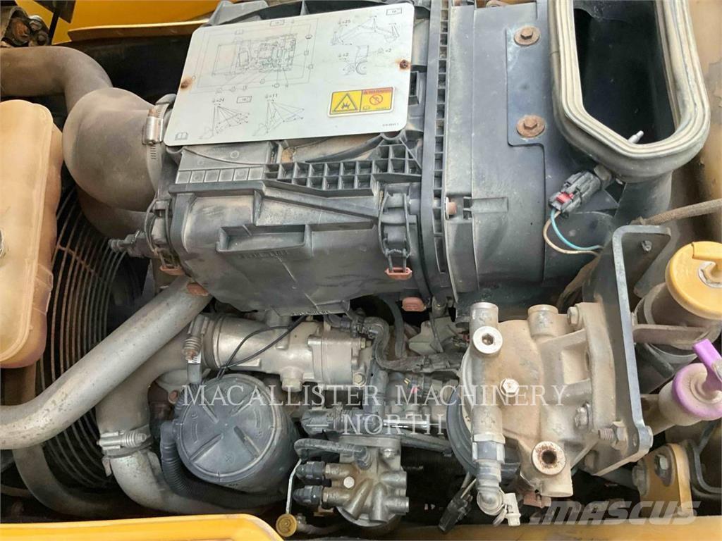 CAT 420F A Backhoe loaders