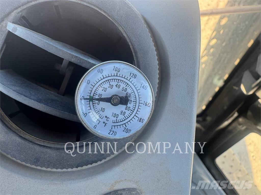 CAT 420F2 Backhoe loaders