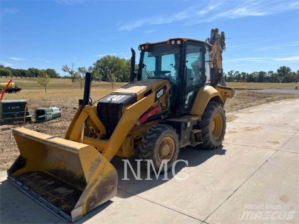 CAT 420F2 ST Backhoe loaders