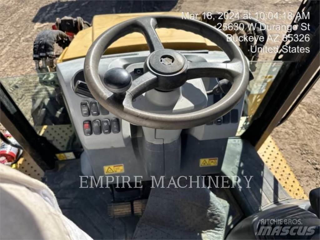 CAT 420F24EOIP Backhoe loaders