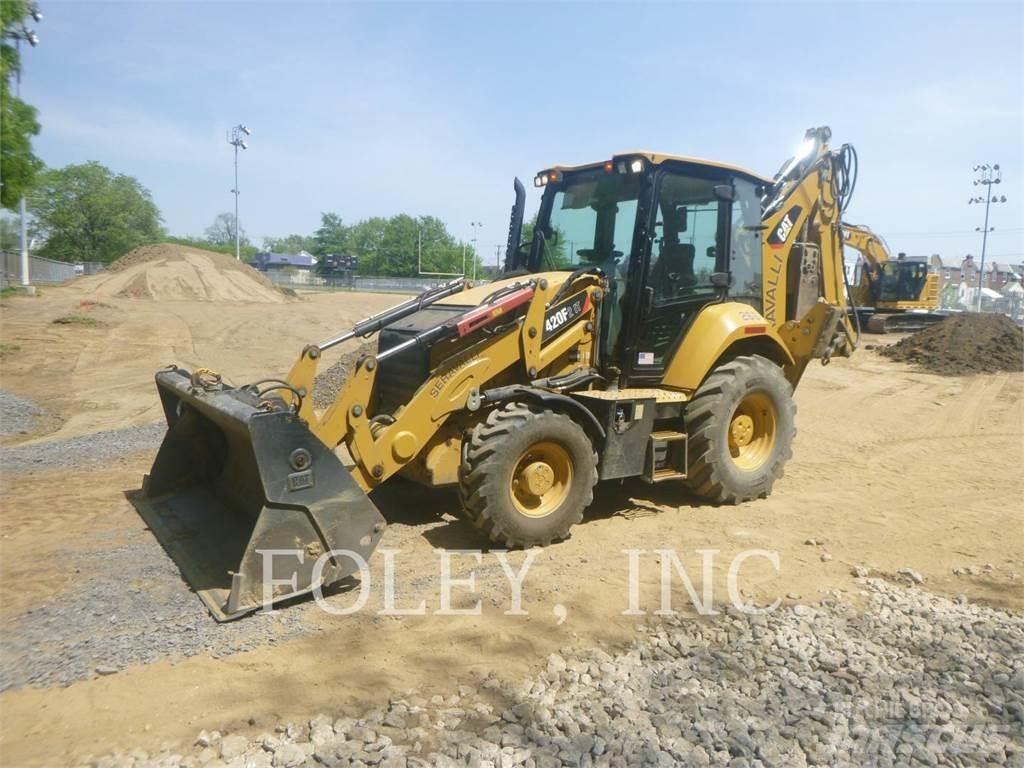 CAT 420F2IT Backhoe loaders