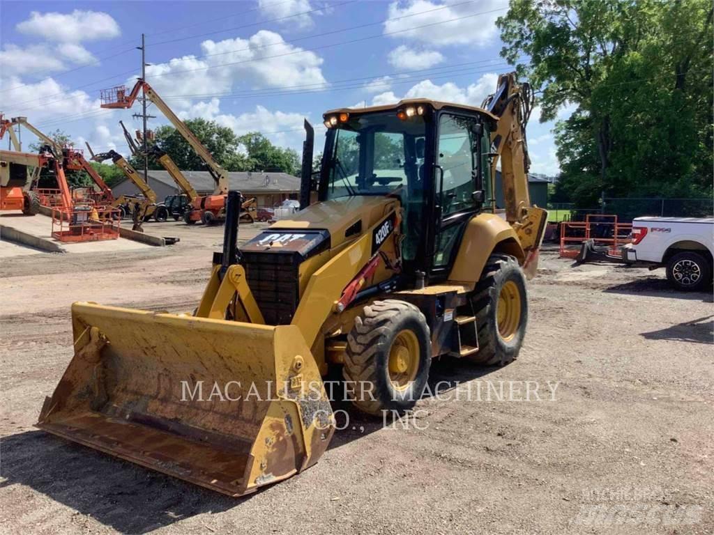 CAT 420F2ST Backhoe loaders