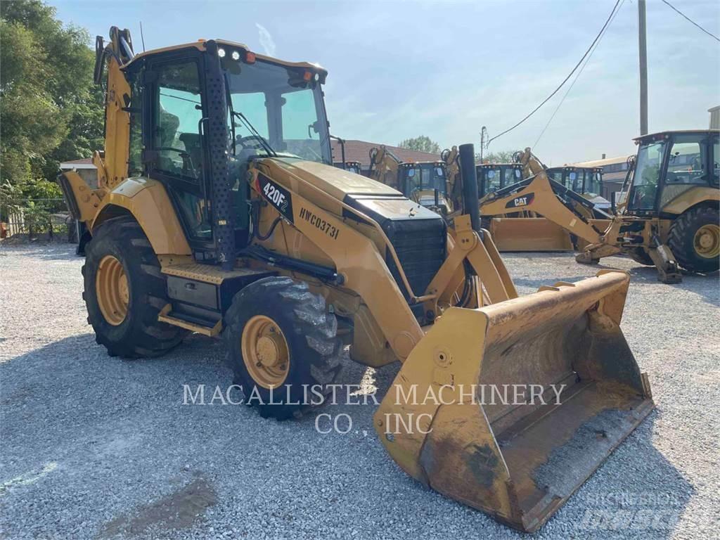 CAT 420F2ST Backhoe loaders