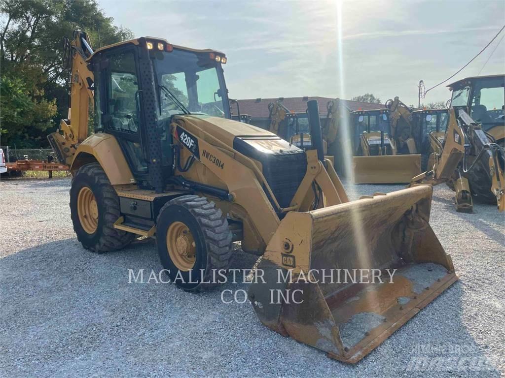 CAT 420F2ST Backhoe loaders
