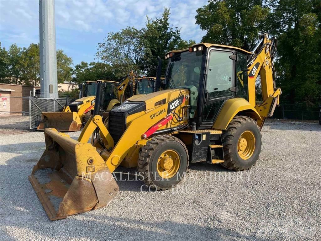 CAT 420F2ST Backhoe loaders