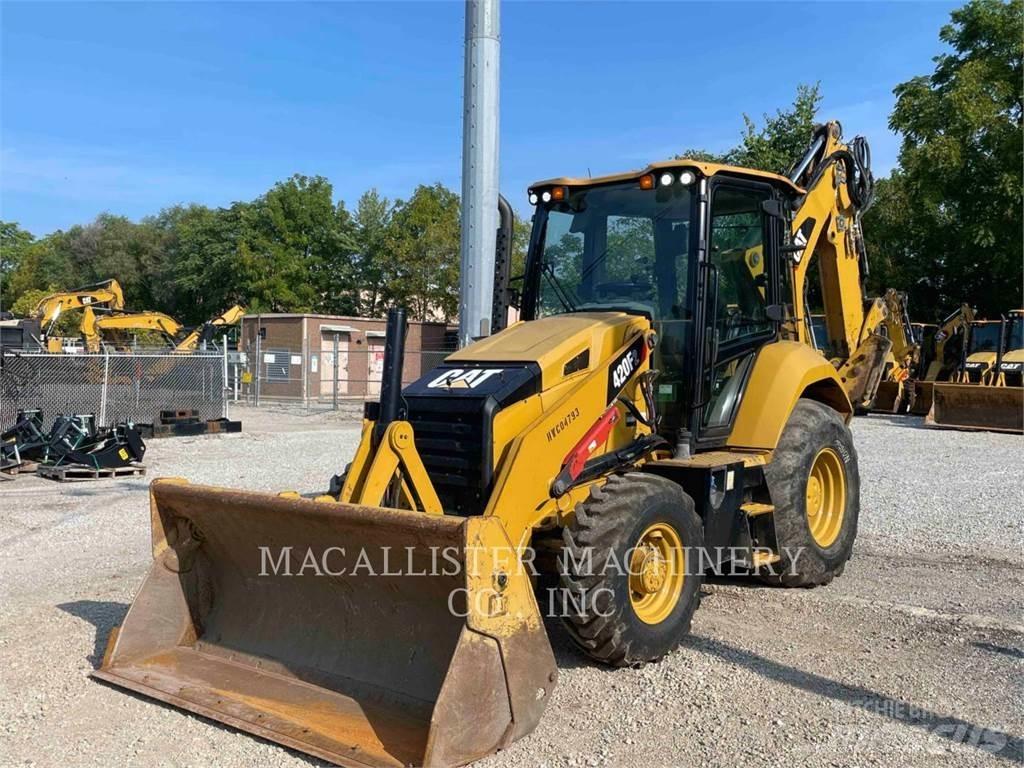 CAT 420F2ST Backhoe loaders