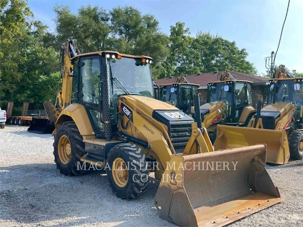 CAT 420F2ST Backhoe loaders