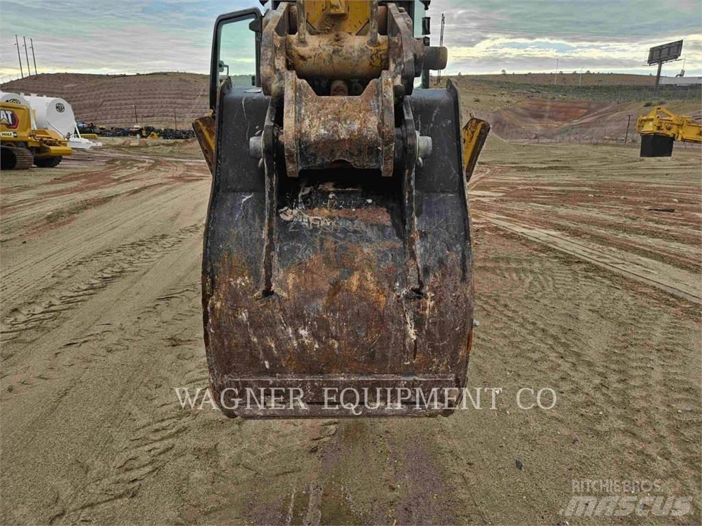 CAT 420F2ST Backhoe loaders