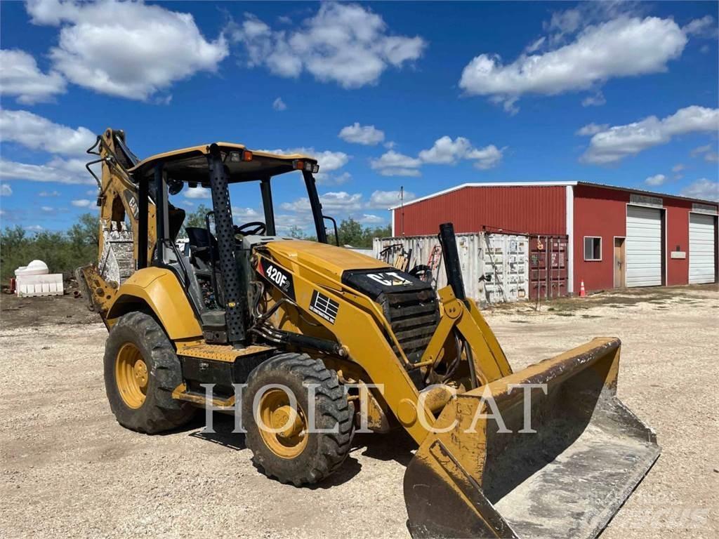 CAT 420F2ST Backhoe loaders
