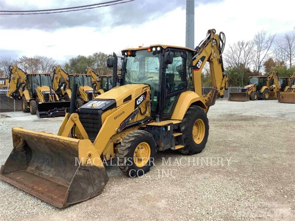 CAT 420F2ST Backhoe loaders