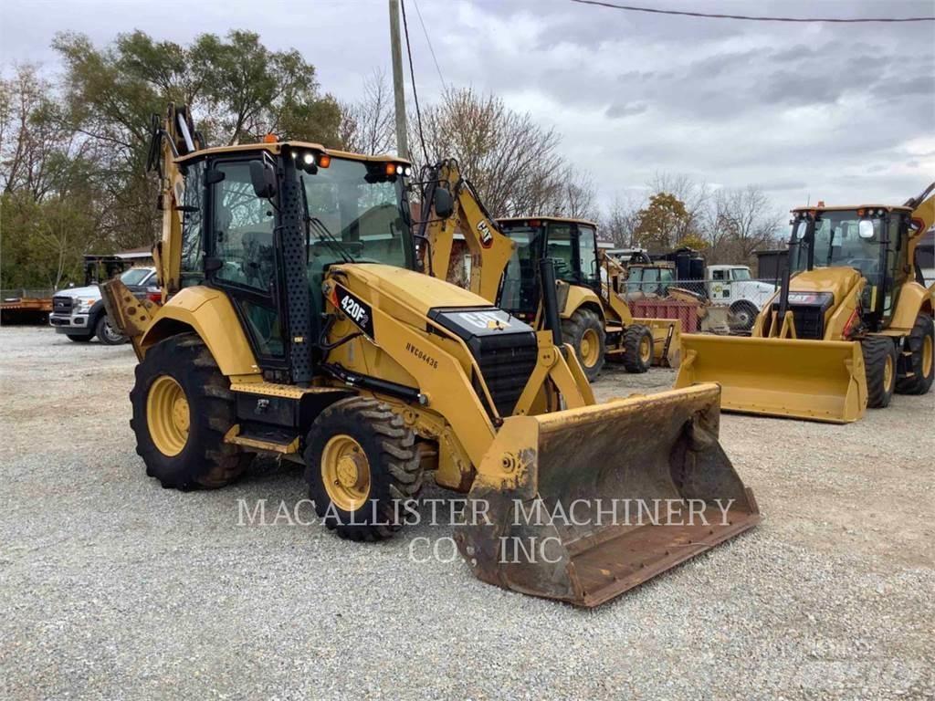 CAT 420F2ST Backhoe loaders