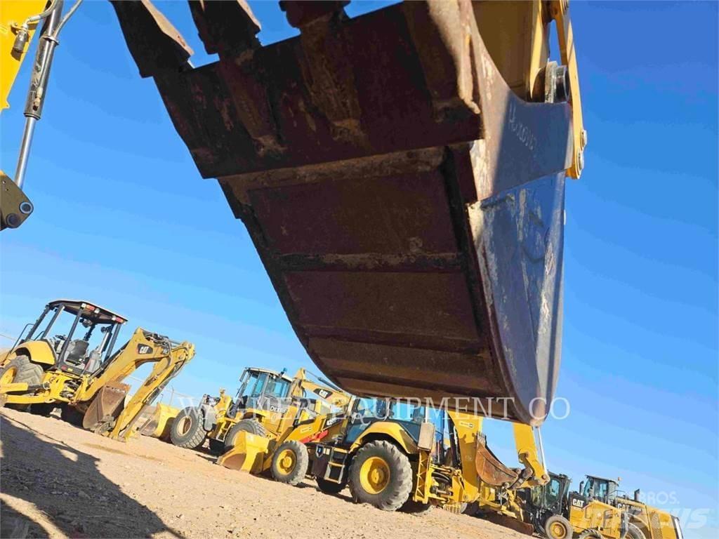 CAT 420F2ST Backhoe loaders