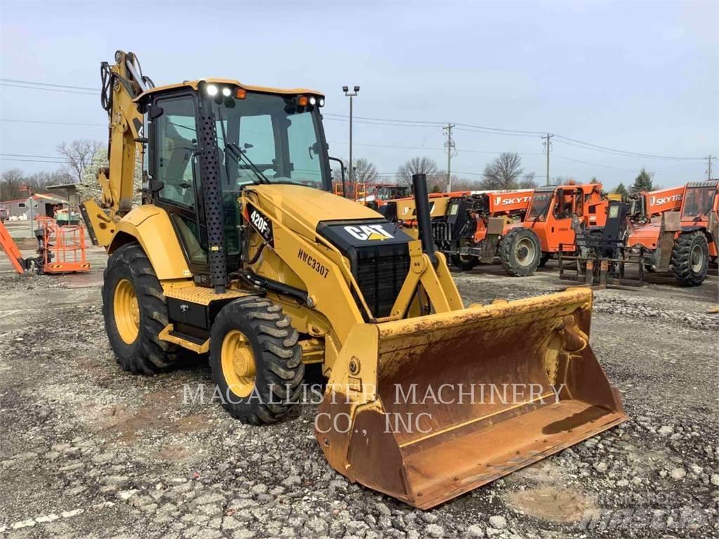 CAT 420F2ST Backhoe loaders