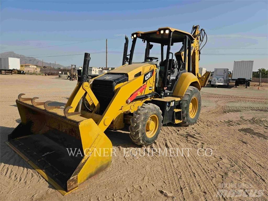 CAT 420F2ST Backhoe loaders