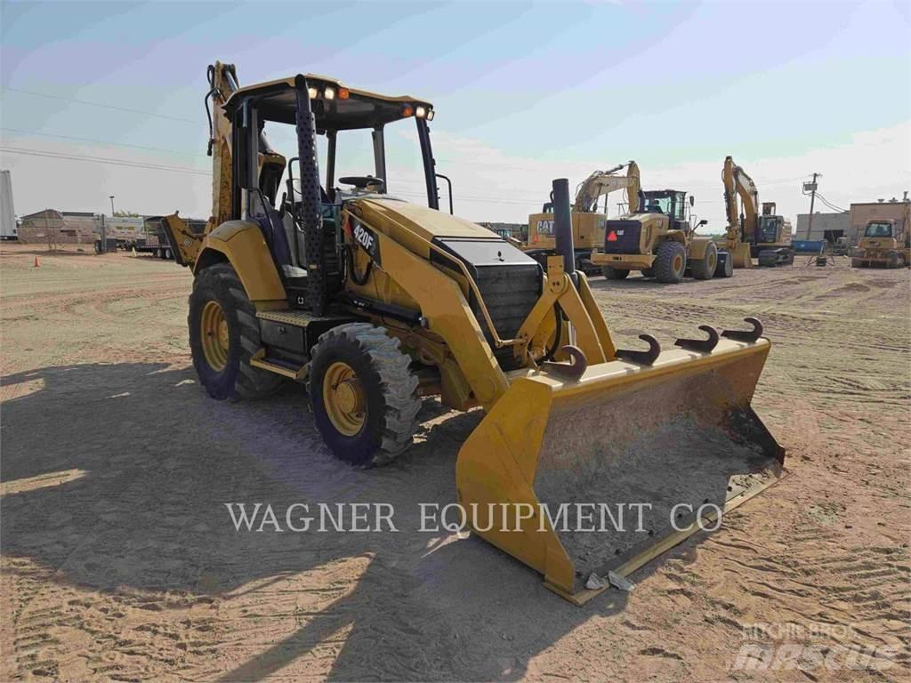 CAT 420F2ST Backhoe loaders