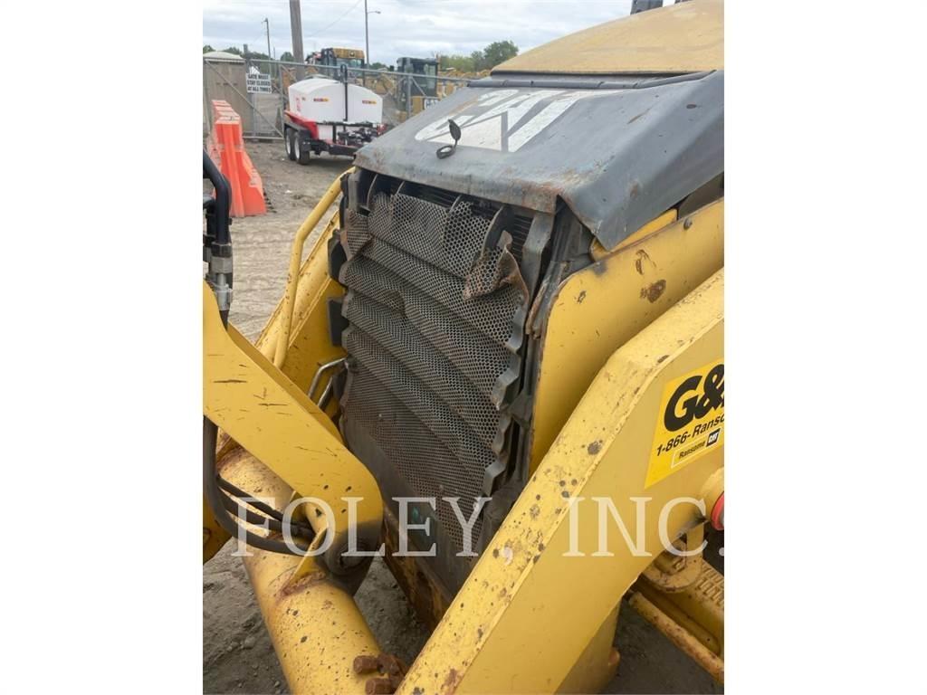 CAT 420FST Backhoe loaders