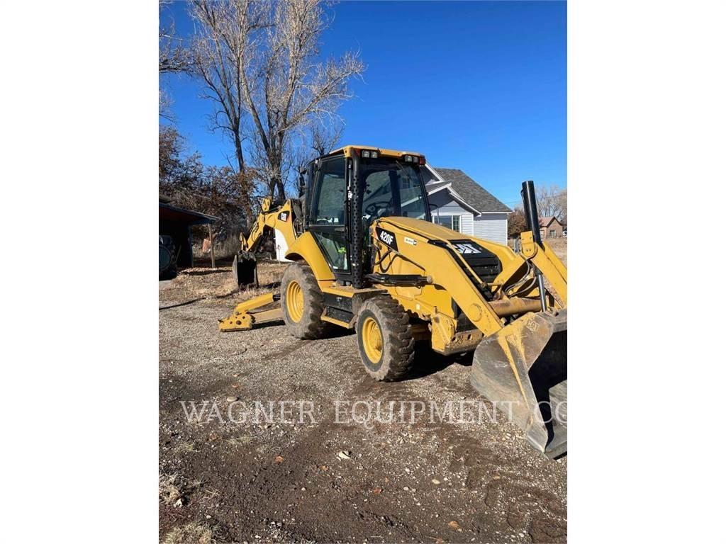 CAT 420FST Backhoe loaders