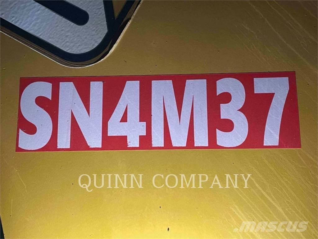 CAT 430 Backhoe loaders