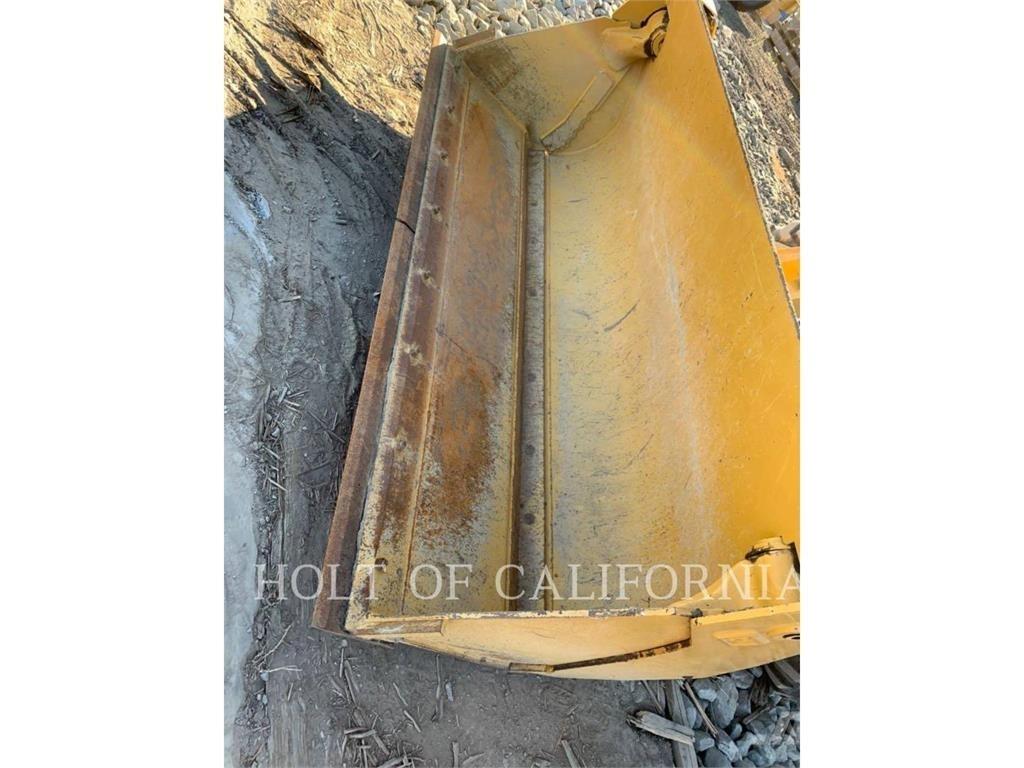 CAT 440 Backhoe loaders